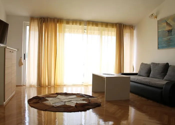 Casa de hóspedes Monaco 4*