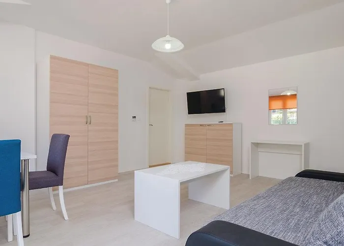 Monaco Casa de hóspedes 4*